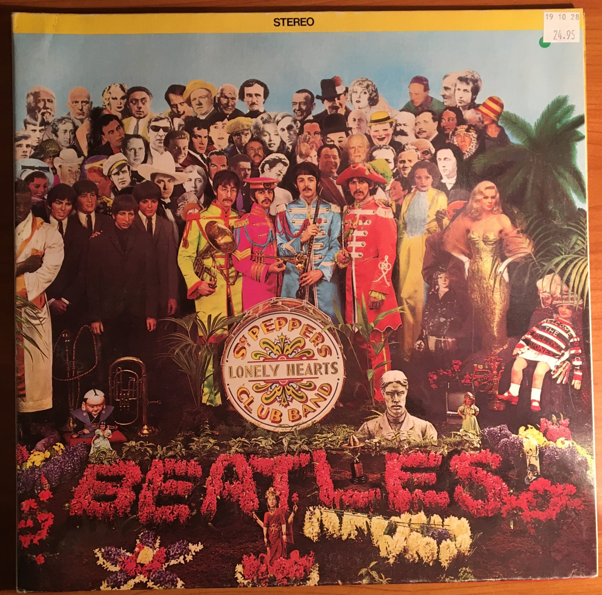 BEATLES, The “Sgt. Pepper's Lonely Hearts Club Band” Vintage LP 