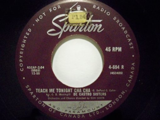 The De Castro Sisters - Teach Me Tonight Cha Cha / The Things I Tell My Pillow (7", Single) (Very Good (VG))