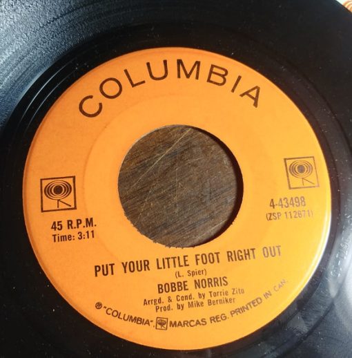 Bobbe Norris - Put Your Little Foot Right Out / Quiet Room (7") (Near Mint (NM or M-))