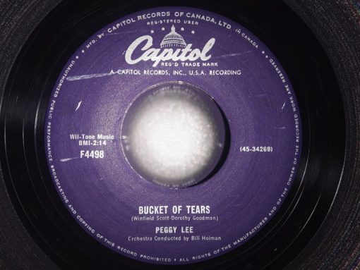 Peggy Lee - Bucket Of Tears / I Love Being Here With You (7", Single) (Near Mint (NM or M-))