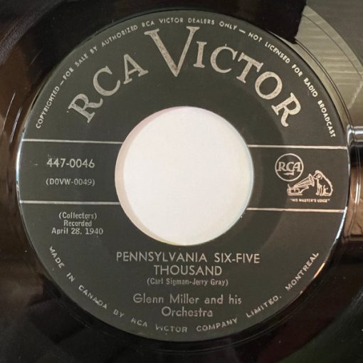 Glenn Miller And His Orchestra - Pennsylvania Six-Five Thousand / Moonlight Cocktail (7") (Near Mint (NM or M-))