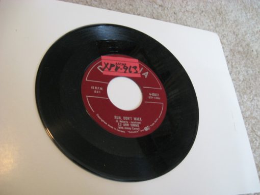 Lu Ann Simms With  Jimmy Carroll - Run, Don't Walk / The Still Small Voice (7", Single) (Very Good (VG))