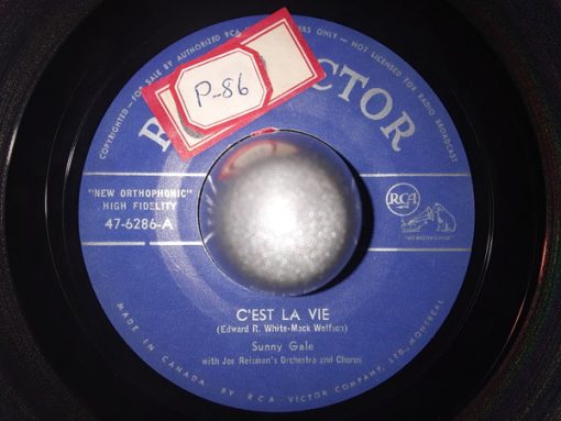 Sunny Gale - C'est La Vie / Looking Glass (7") (Very Good Plus (VG+))