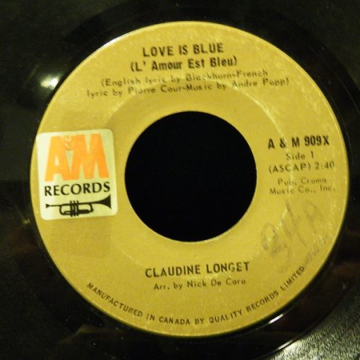 Claudine Longet - Love Is Blue (L'amour Est Bleu) (7", Single) (Near Mint (NM or M-))