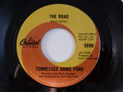 Tennessee Ernie Ford - The Road (7", Single) (Very Good Plus (VG+))